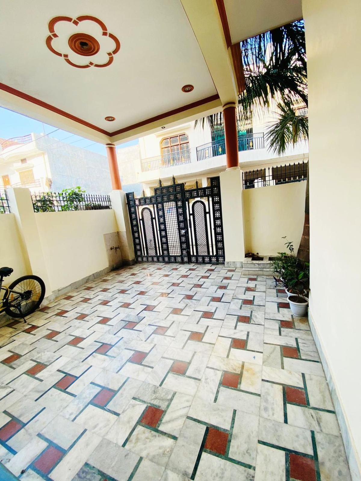 Rudra_Homestay Варанаси Экстерьер фото